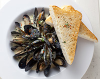 Cream Curry Mussels